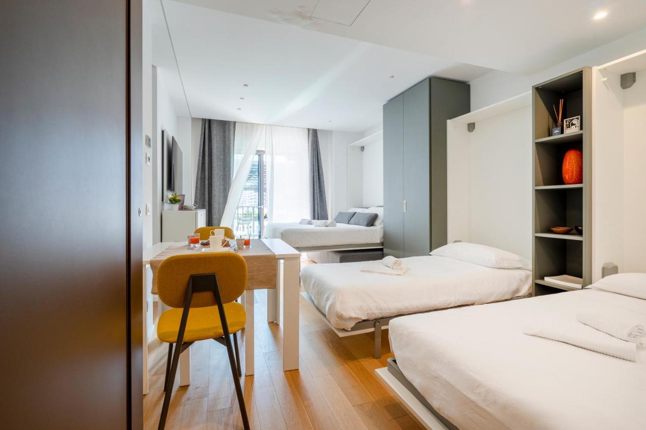 Twelve12 - Universita & Stazione Aparment Bari Exterior foto