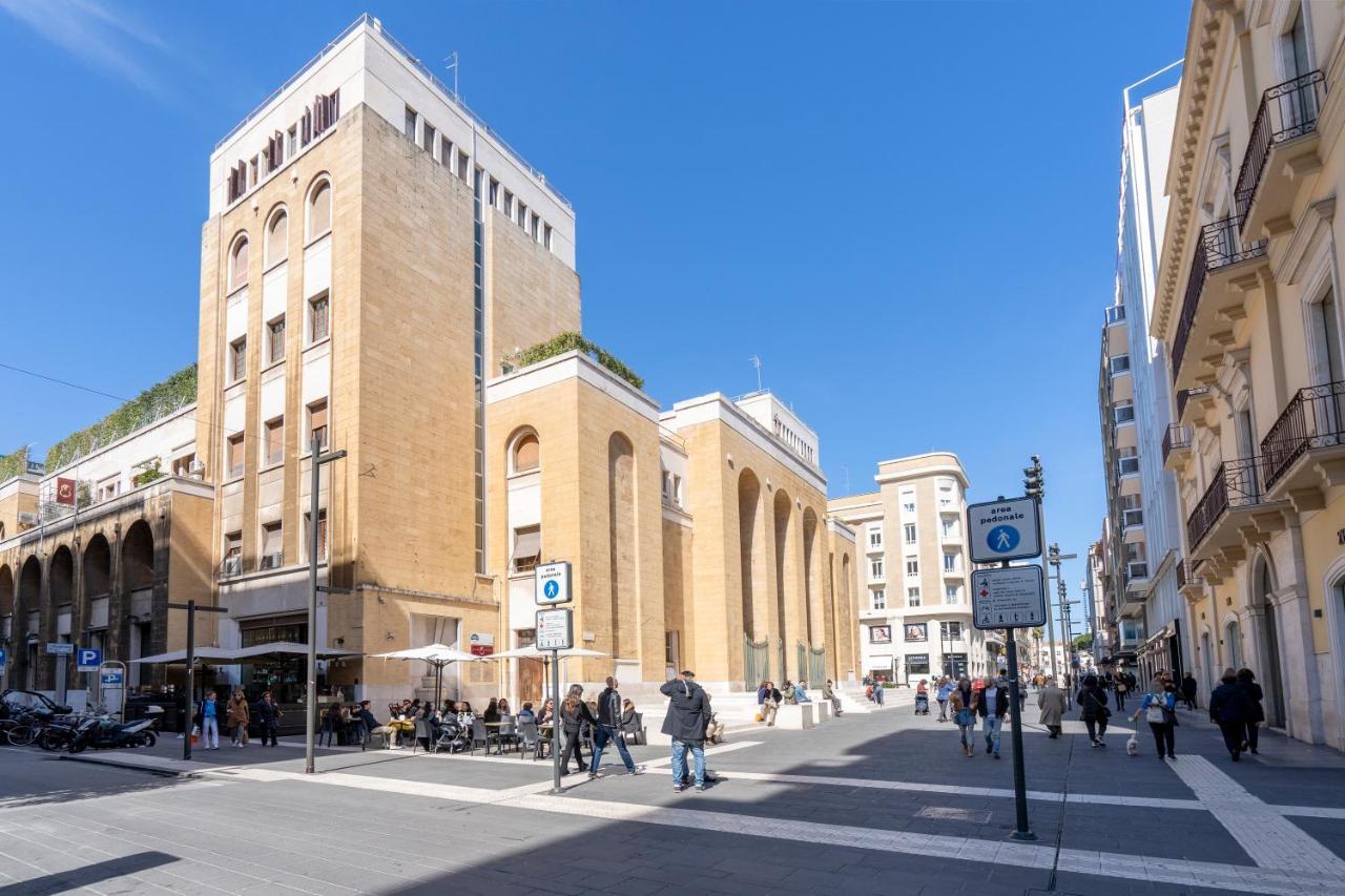 Twelve12 - Universita & Stazione Aparment Bari Exterior foto